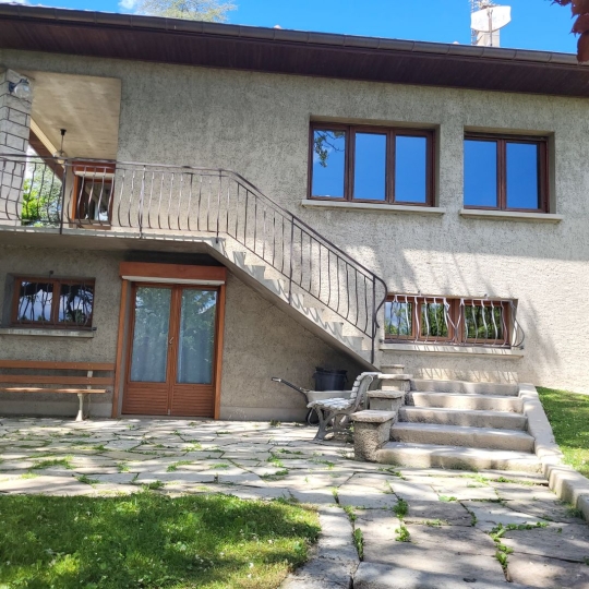  Annonces SAINTJULIENENGENEVOIS : Maison / Villa | PREVESSIN-MOENS (01280) | 149 m2 | 975 000 &euro; 
