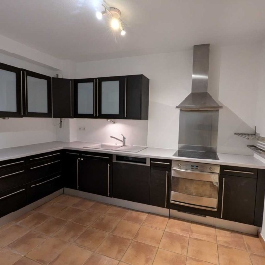  Annonces SAINTJULIENENGENEVOIS : Maison / Villa | COLLONGES (01550) | 104 m2 | 420 000 &euro; 