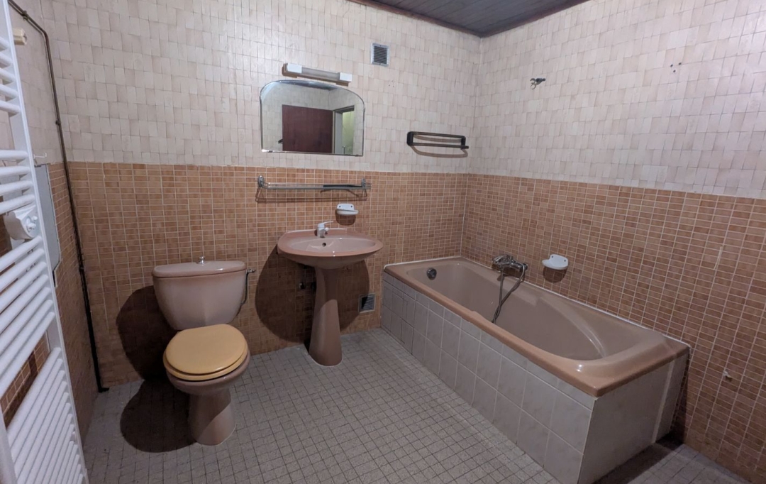Annonces SAINTJULIENENGENEVOIS : Appartement | CHALLEX (01630) | 164 m2 | 340 000 &euro; 