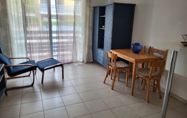Appartement P2   THOIRY  36 m2 1 147 € 
