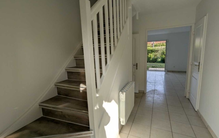  Annonces SAINTJULIENENGENEVOIS Maison / Villa | COLLONGES (01550) | 104 m2 | 420 000 € 
